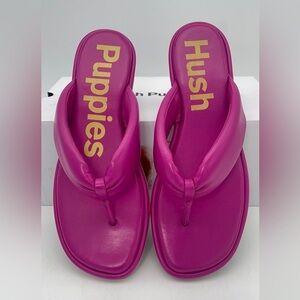 Hush Puppies womens Emily Toepost Flip-Flop || size 10us || very berry leather